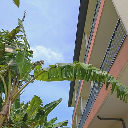 Garden Palace Downtown โครอร์ ภายนอก รูปภาพ